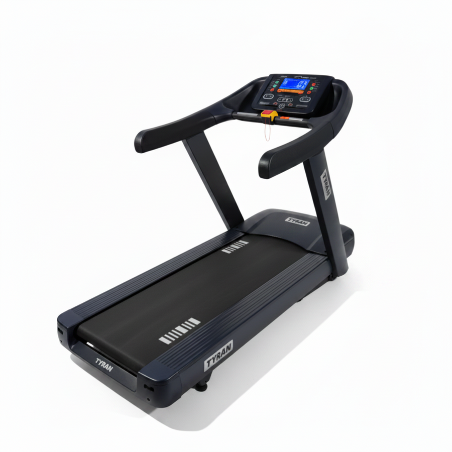 Trotadora comercial Titan X8200A con motor de 3 HP y 12 programas