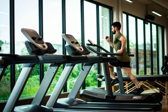 Cómo abrir un gimnasio en Chile: costos, equipamiento y permisos