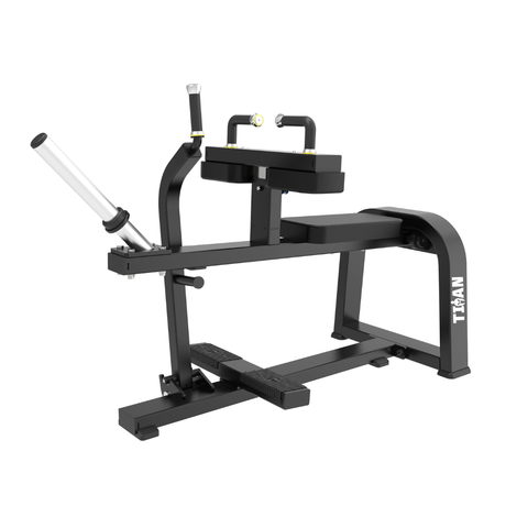 Seated Calf TITAN Pro con carga de discos olímpicos hasta 320 kg